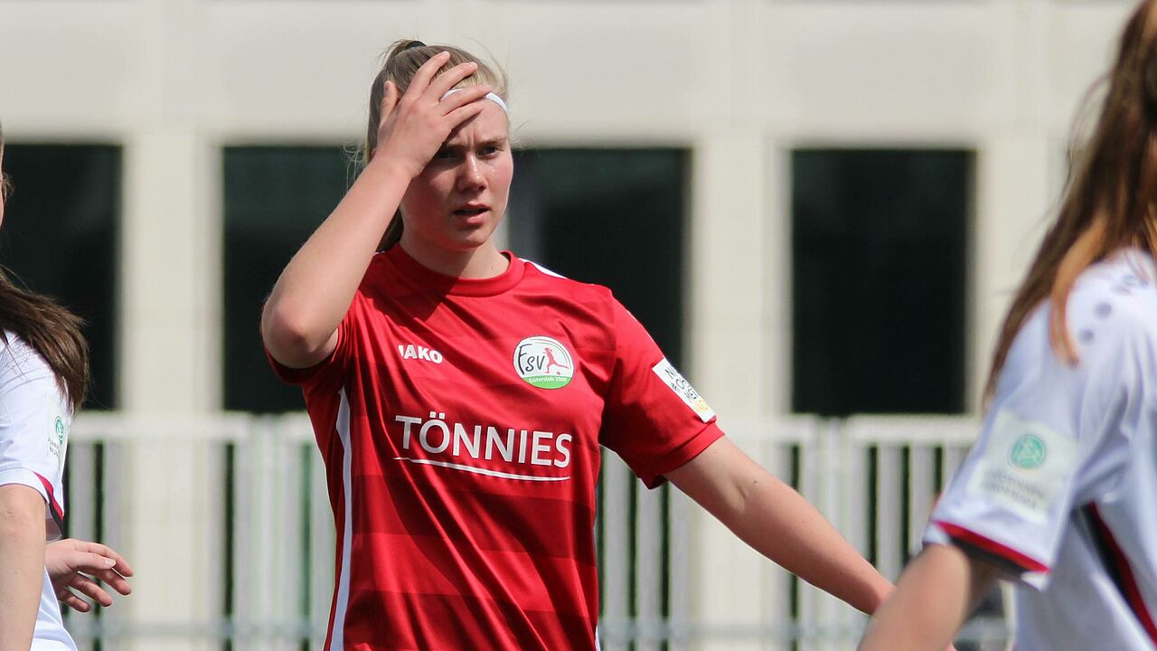 Finnja Schriek und die U-17 des FSV Gütersloh blieben torlos im Spiel gegen den SSV Rhade. (Foto: Martin Löffler / FSV Gütersloh 2009)