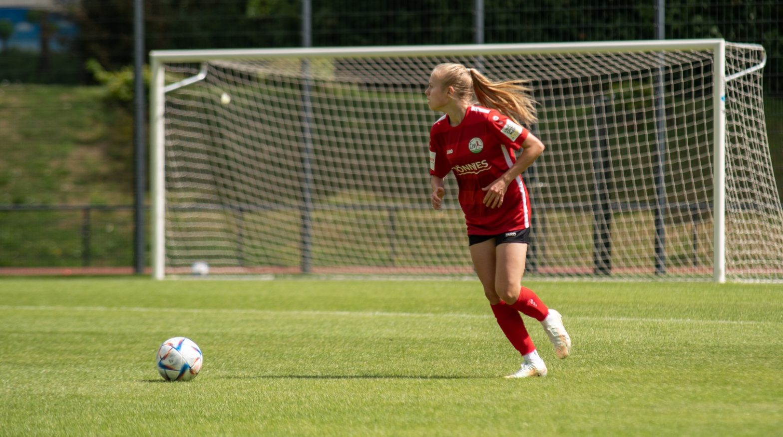 FSV-Defensivallrounderin Hedda Wahle (Foto: Dennis Seelige / FSV Gütersloh 2009)