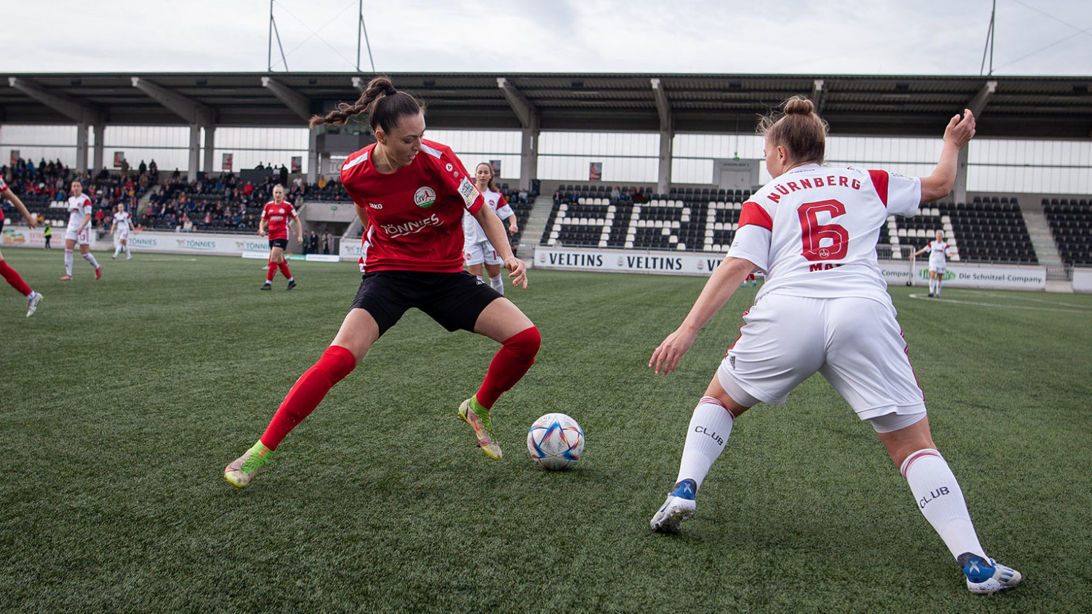 FSV-Angreiferin Leonie Kreil im Spiel gegen den 1. FC Nürnberg. (Foto: Dennis Seelige / FSV Gütersloh 2009)