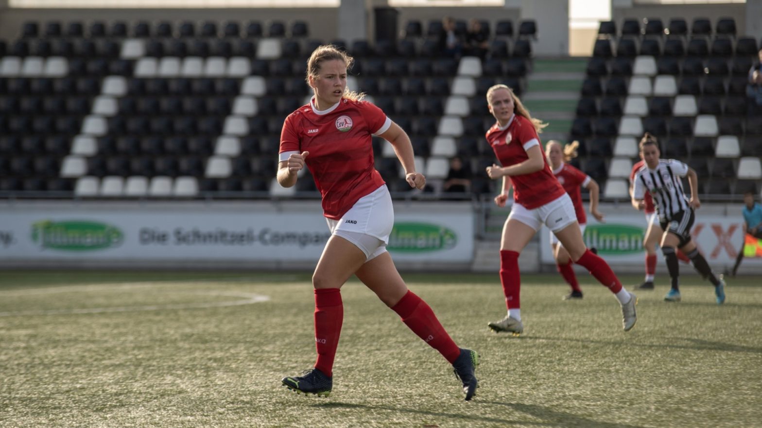 FSV II Mittelfeldspielerin Ida Ludwigt (Foto: Dennis Seelige / FSV Gütersloh 2009)