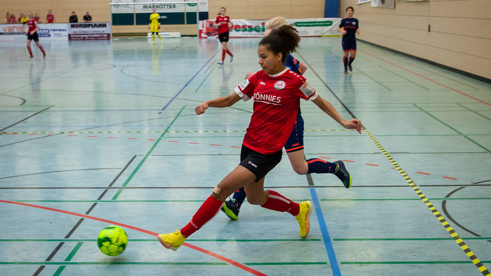FSV U-17 Spielerin Jessica Heisinger beim Gütersloher Hallenmasters 2023 um den Volksbank-Cup. (Foto: Dennis Seelige / FSV Gütersloh 2009)