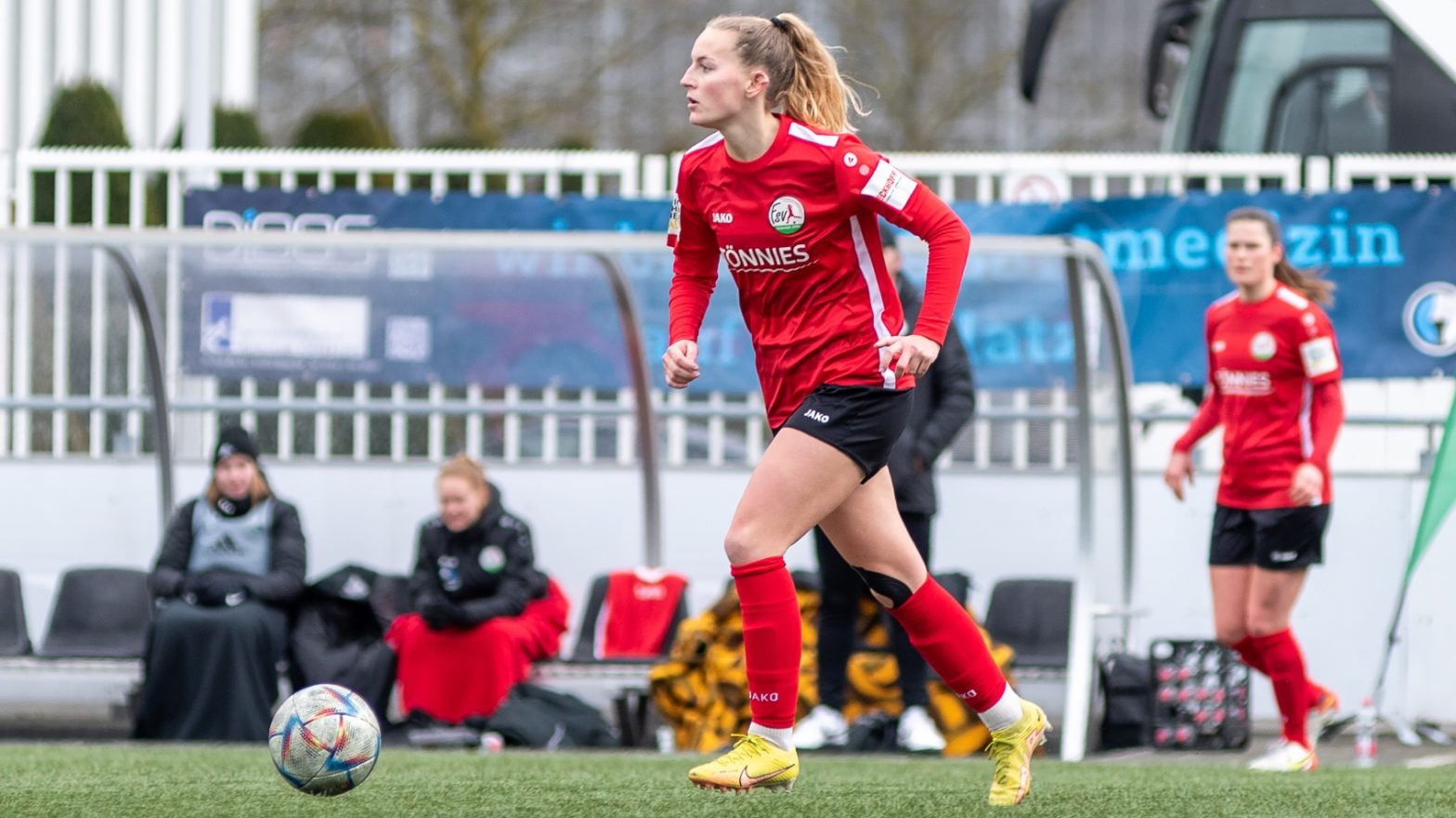 FSV-Defensivspielerin Maren Tellenbröker (Foto: Boris Kessler / FSV Gütersloh 2009)