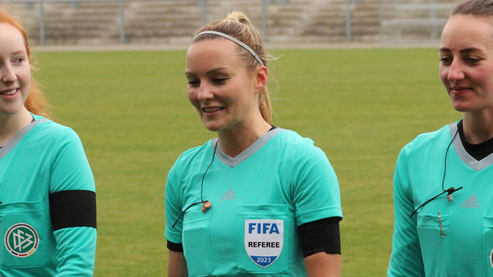 FIFA-Schiedsrichterin Fabienne Michel (Foto: Hendrik Gräfenkämper / FSV Gütersloh 2009)