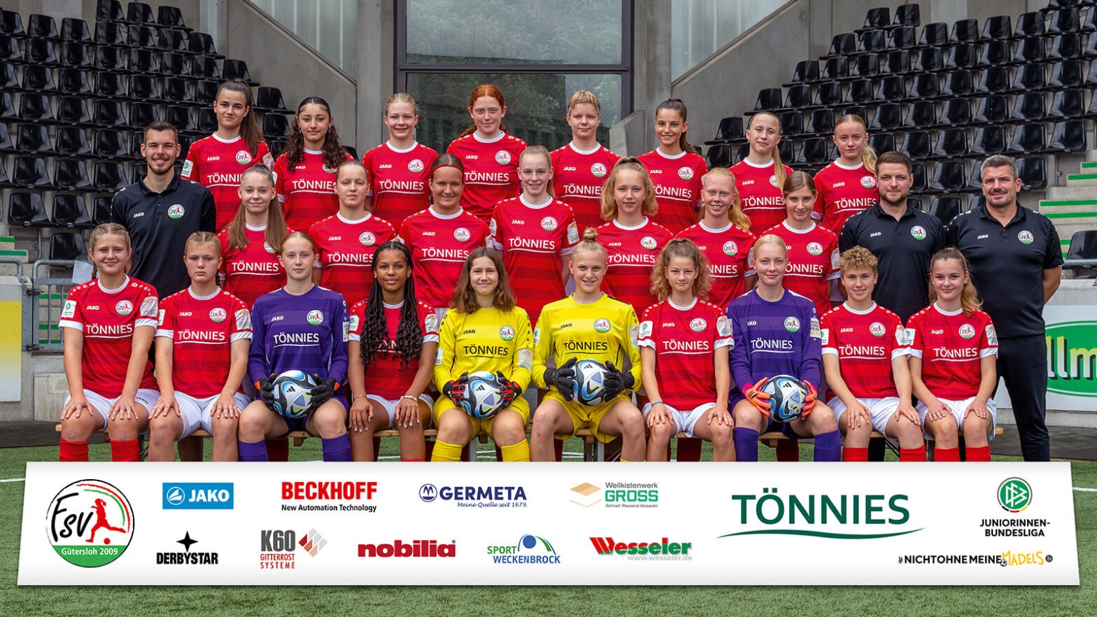 Der U17-Kader des FSV Gütersloh für die Saison 2023/24 in der B-Juniorinnen-Bundesliga West/Südwest. (Foto: Boris Kessler / FSV Gütersloh 2009)