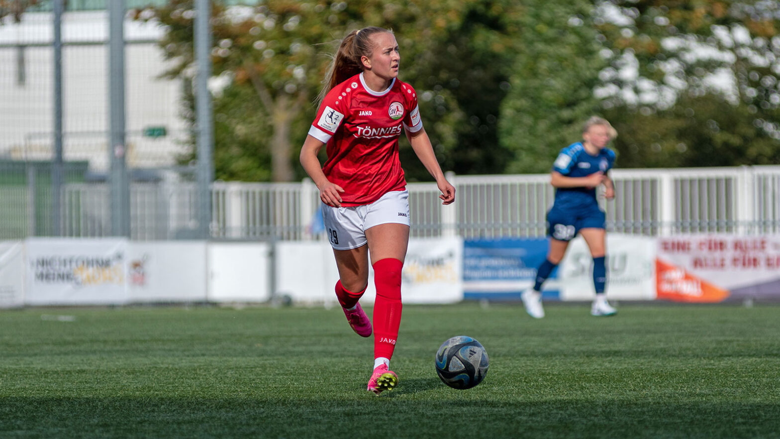 FSV-Verteidigerin Nele Schmidt (Foto: Boris Kessler / FSV Gütersloh 2009)