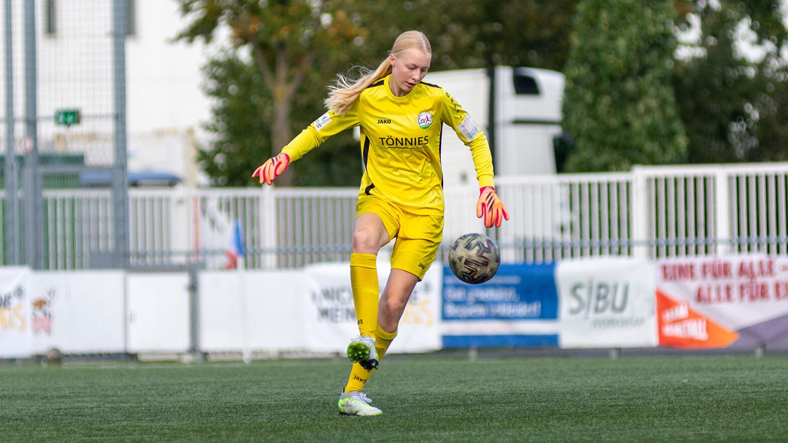 Torhüterin Janne Krumme im Einsatz für den FSV Gütersloh (Foto: Boris Kessler / FSV Gütersloh 2009)