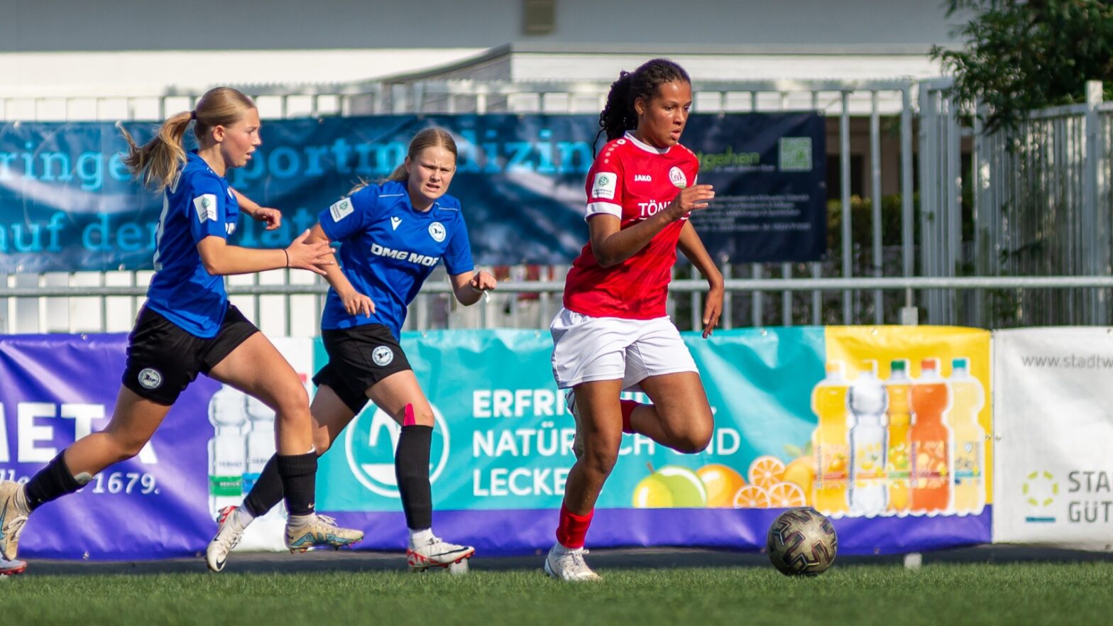 FSV U17-Angreiferin Joyce Schüttelhöfer. (Foto: Boris Kessler / FSV Gütersloh 2009)