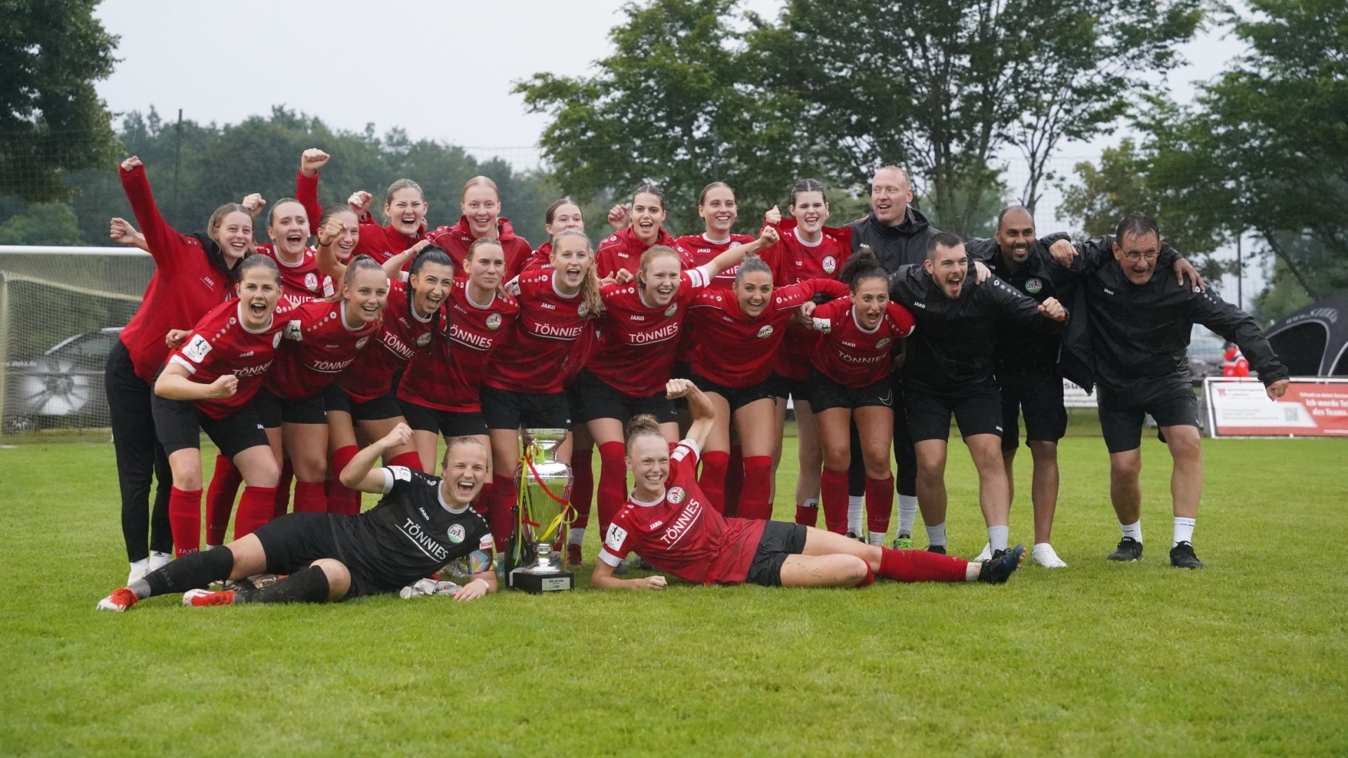 Turniersieg beim STEKA-Cup 2024 für den FSV Gütersloh. (Foto: Aleks Czapla / FSV Gütersloh 2009)