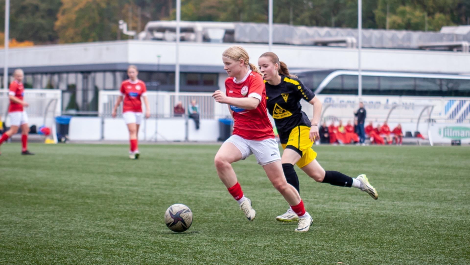 FSV II Angreiferin Anna-Lena Meier im Regionalliga-Duell gegen Alemannia Aachen. (Foto: Dennis Seelige / FSV Gütersloh 2009)