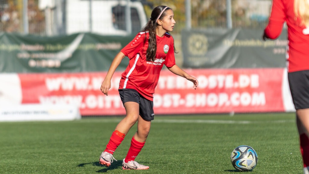 FSV-Nachwuchsspielerin Merve Öcal (Foto: Boris Kessler / FSV Gütersloh 2009)