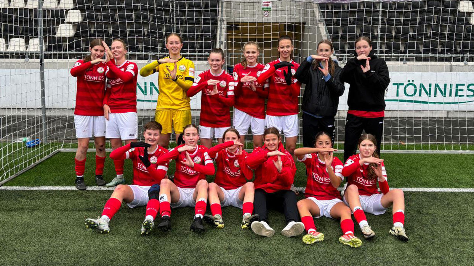 Die siegreiche U17-Mannschaft des FSV Gütersloh. (Foto: Lukas Jäschke / FSV Gütersloh 2009)