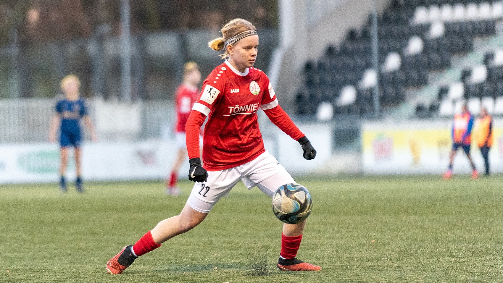 Antonia Schön im Einsatz für die U19 des FSV. (Foto: Boris Kessler / FSV Gütersloh 2009)