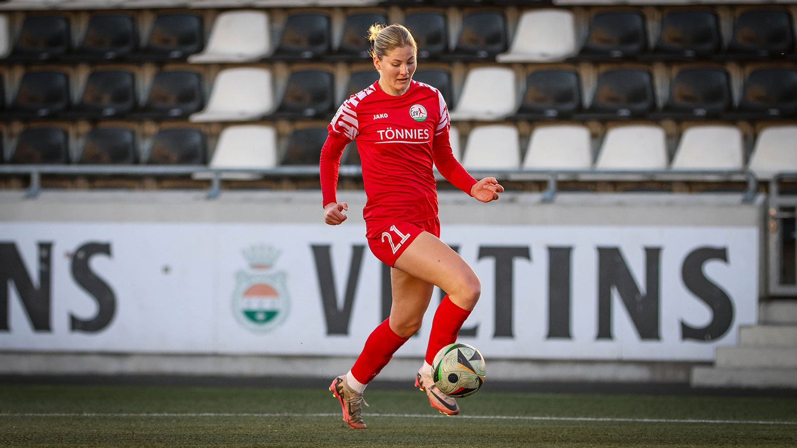 FSV-Angreiferin Katharina Rädeker (Foto: Marina Brüning / FSV Gütersloh 2009)