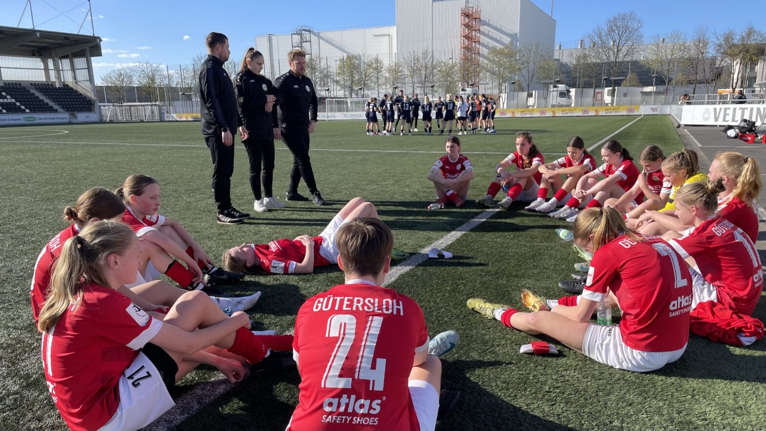 Die U17-Juniorinnen des FSV Gütersloh. (Foto: Wolfgang Temme / FSV Gütersloh 2009)