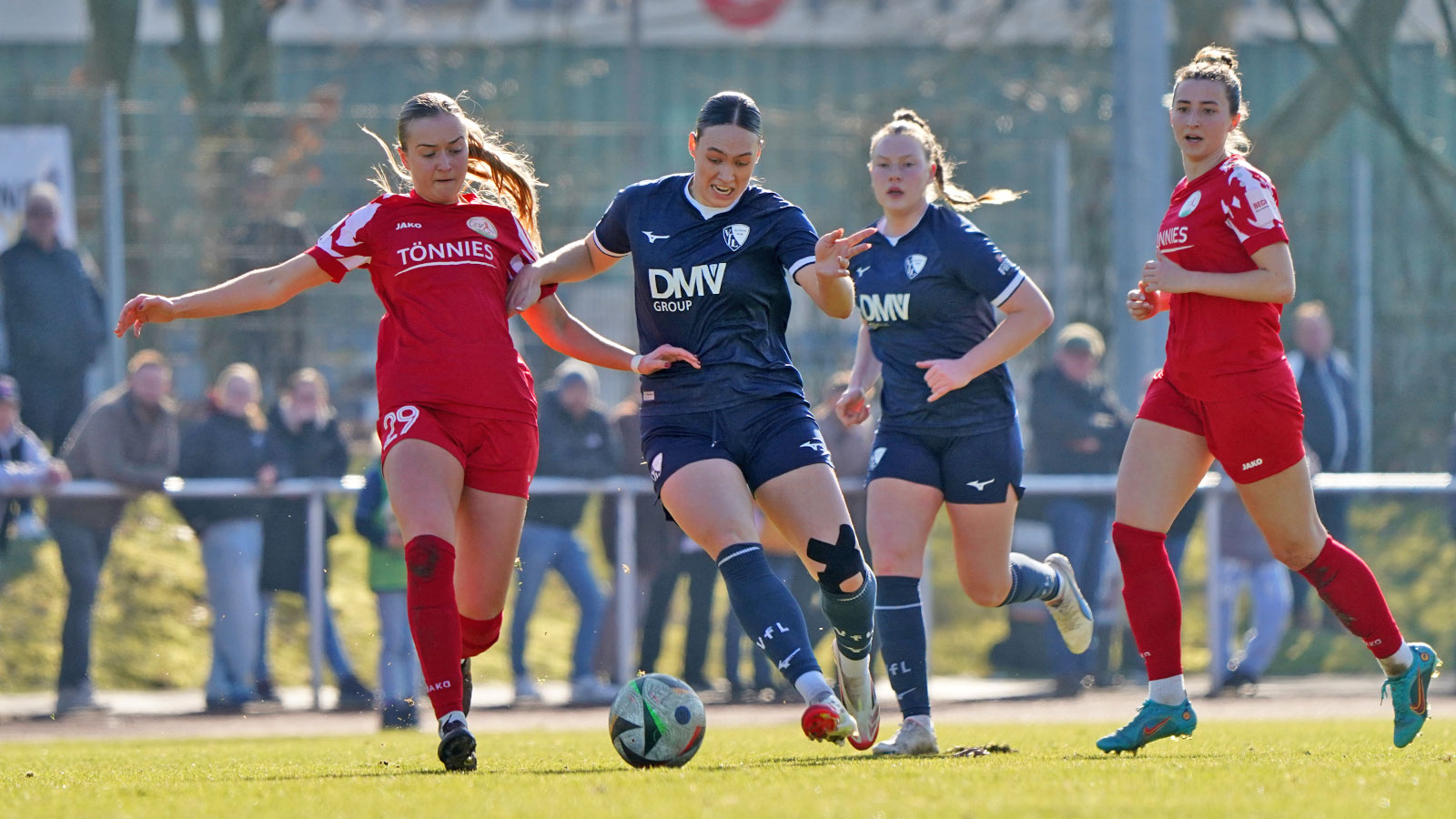 Westfalenderby in der 2. Frauen-Bundesliga: FSV Gütersloh zu Gast beim VfL Bochum. (Foto: Aleks Czapla / FSV Gütersloh 2009)