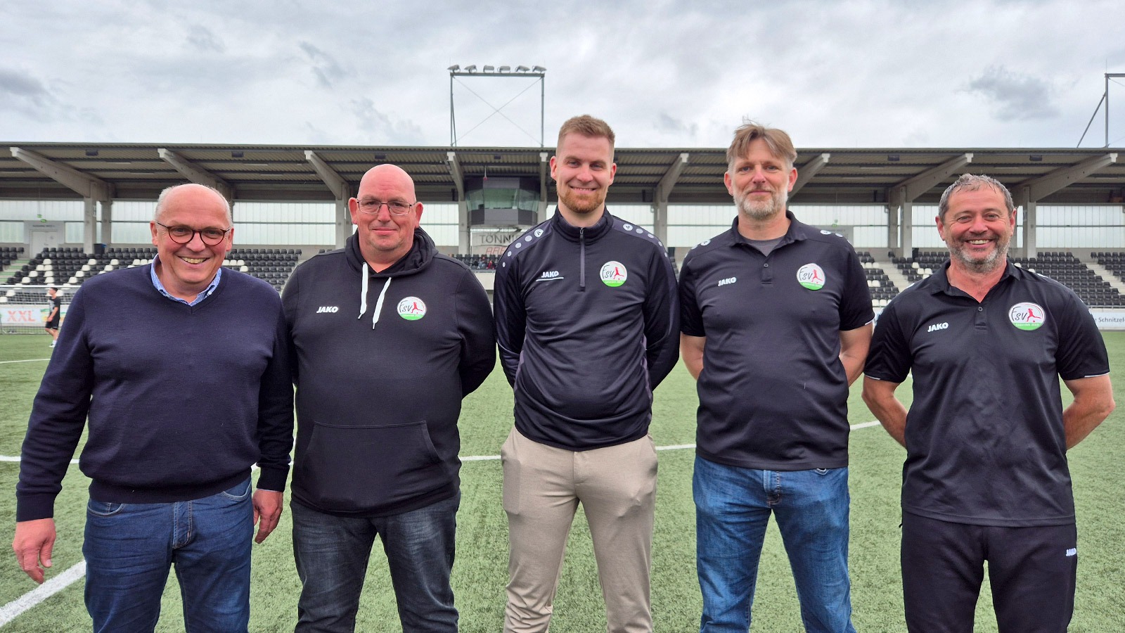 Von links nach rechts: Michael Horstkötter, Ralph Philipper, Marwin Hoyer, Mark Oliver Stricker und Matthias Kaiser. (Foto: FSV Gütersloh 2009)