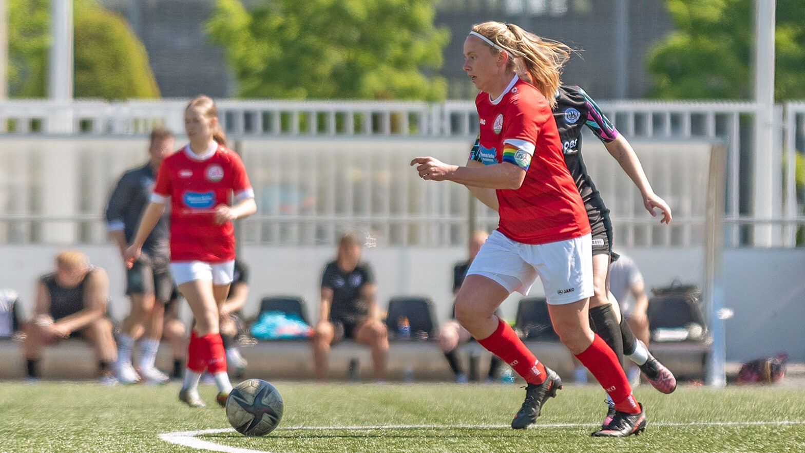 FSV II Kapitänin Tina Rother (Foto: Boris Kessler / FSV Gütersloh 2009)