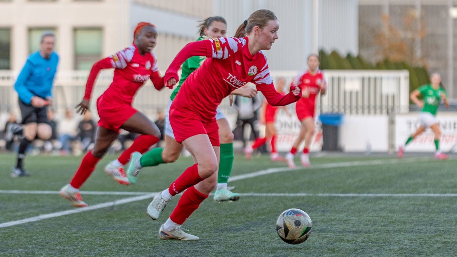 Amelie Bremke im Westfalenliga-Duell gegen die DJK GW Amelsbüren. (Foto: Boris Kessler / FSV Gütersloh 2009)
