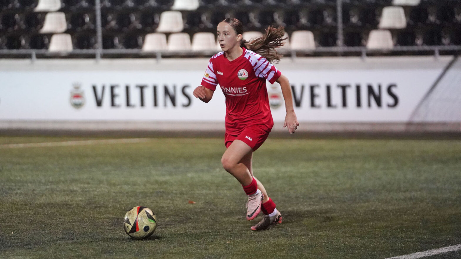 Romejsa Murati im Einsatz für die Zweite. (Foto: Aleks Czapla / FSV Gütersloh 2009)