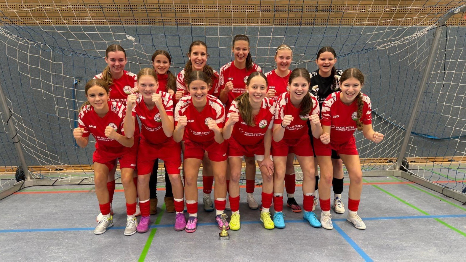 Turniersieg für die U17 des FSV beim B-Juniorinnen Lutz-Kaiser-Cup 2025. (Foto: FSV Gütersloh 2009)