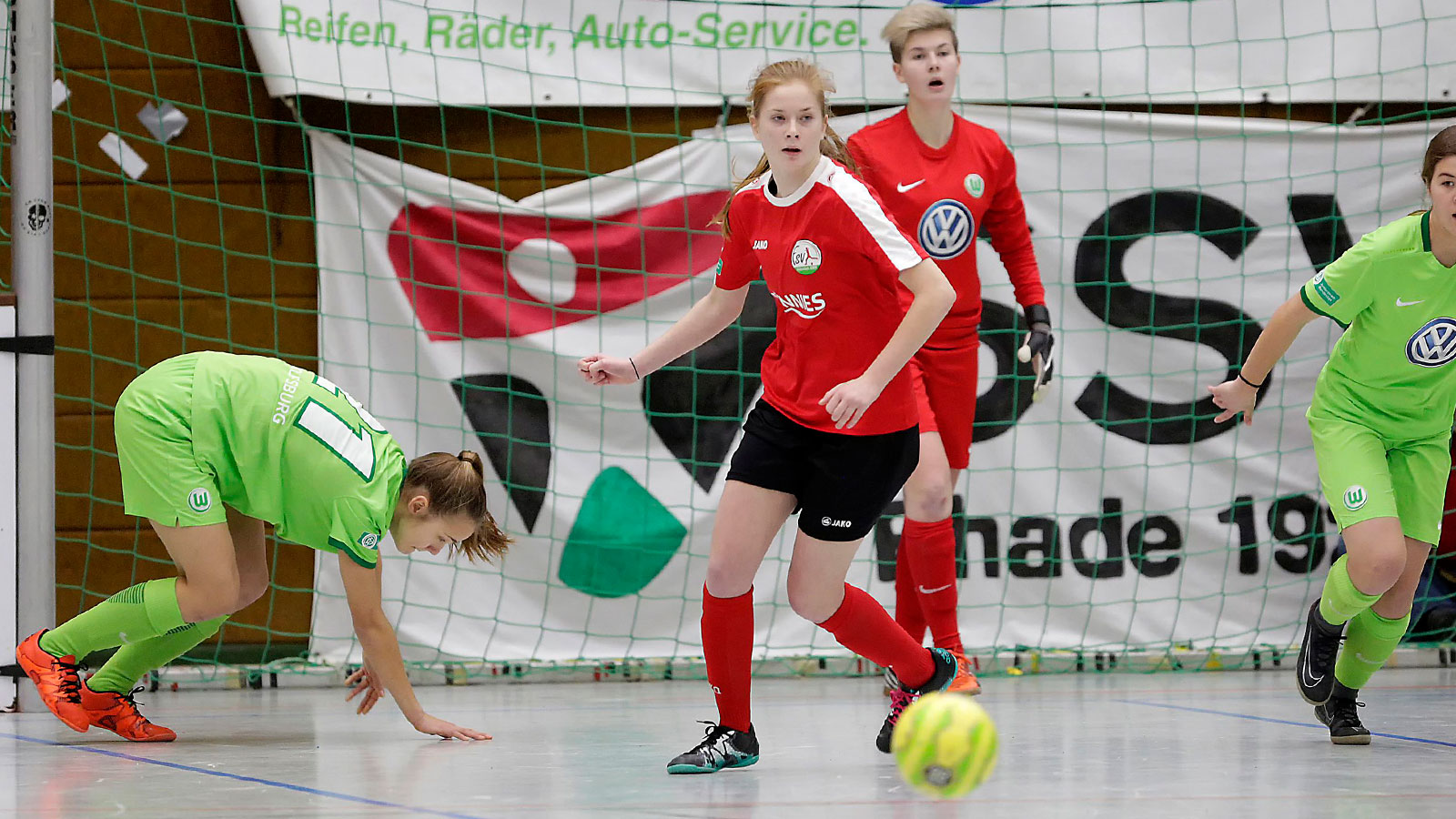 Heute Chelsea FC, damals FSV Gütersloh: Sjoeke Nüsken beim Gütersloher Hallenmasters 2017. (Foto: Henrik Martinschledde / FSV Gütersloh 2009)