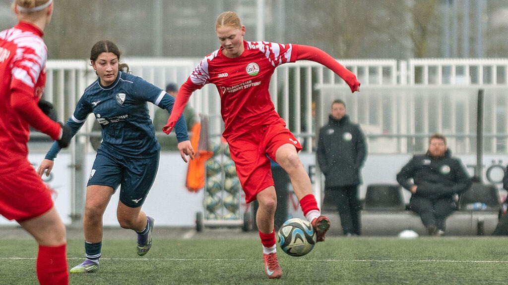 FSV-Nachwuchsspielerin Finja Bretthauer (Foto: Boris Kessler / FSV Gütersloh 2009)