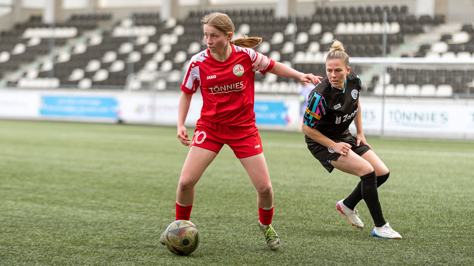 Anna-Sophie Schindler im Regionalliga-Duell gegen Vorwärts Spoho Köln. (Foto: Boris Kessler / FSV Gütersloh 2009)