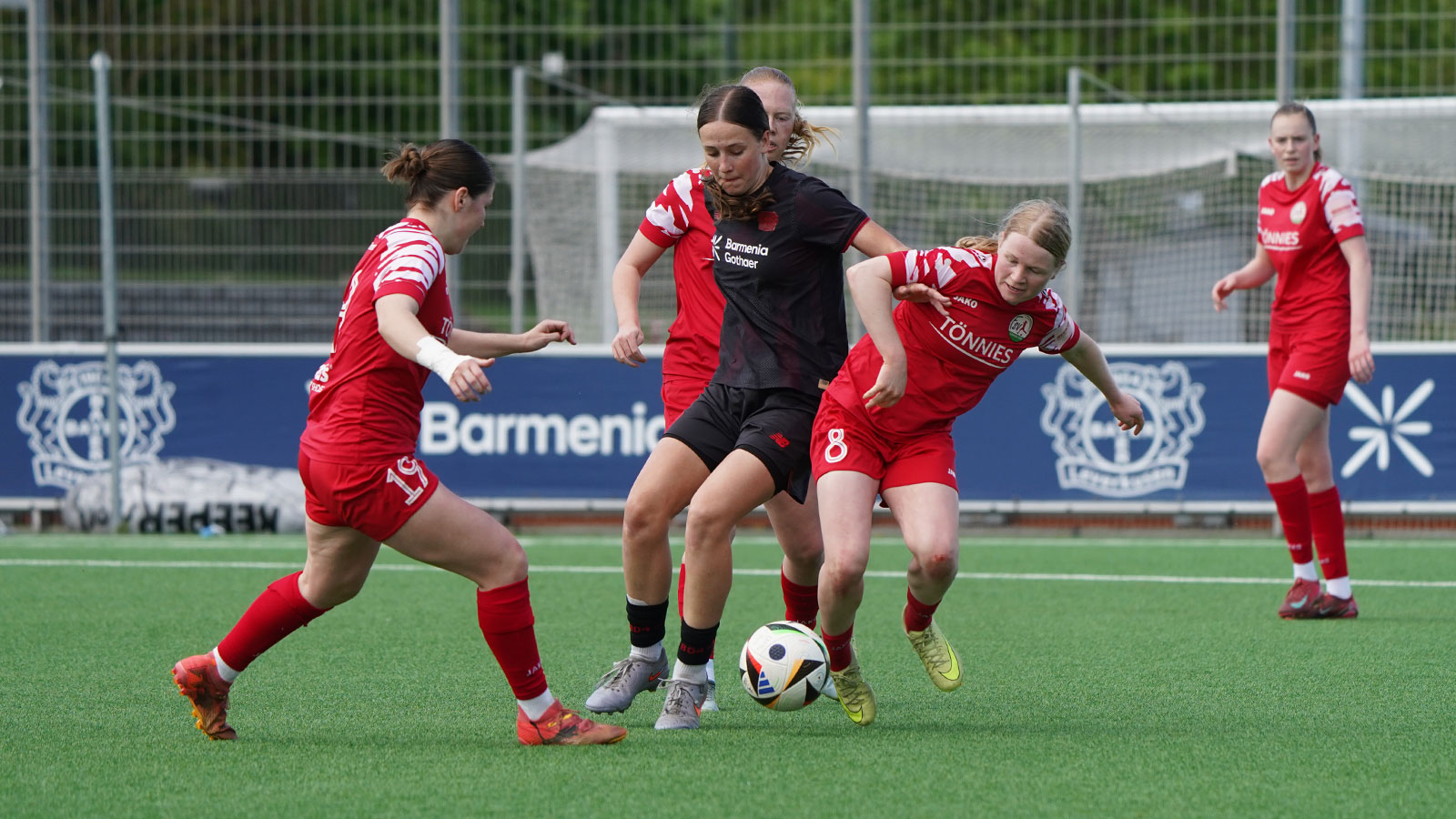 Regionalliga-Duell in Leverkusen: Der FSV verliert bei der U23 von Bayer 04. (Foto: Aleks Czapla / FSV Gütersloh 2009)